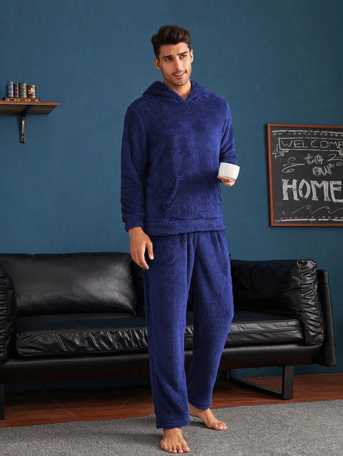 Factory direct sales European and American cross-border men's loose casual coral fleece home clothes hooded pajamas set 24 autumn and winter