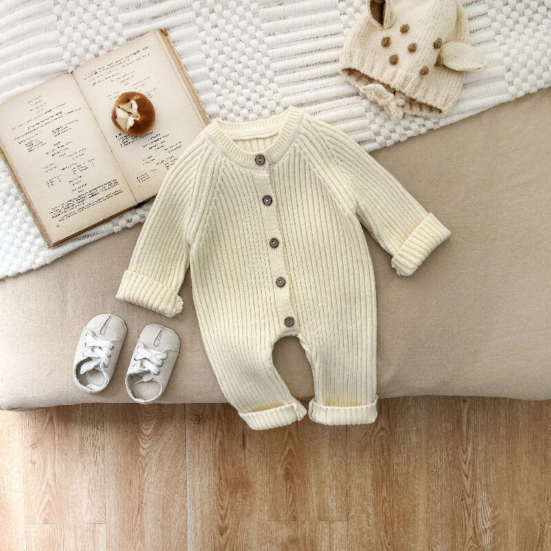 Korean version of baby jumpsuit autumn and winter clothes for boys and girls baby solid color knitted crawling clothes newborn autumn sweater romper